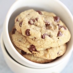 Vanilla Bean Chocolate Chip Cookies