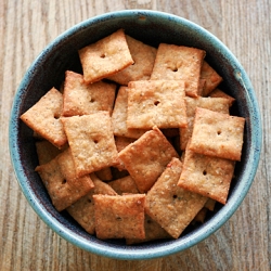 Homemade Cheez-Its