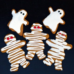 My “Mummies” Gingerbread Cookies