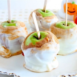 Apple Pie Caramel Apples