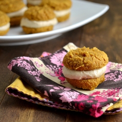 Pumpkin Whoopie Pies