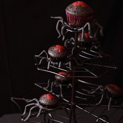 Black Widow Cupcakes