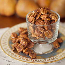 Spicy and Sweet Holiday Pecans