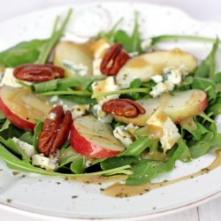 Arugula, Apple & Pecan Salad