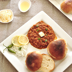 Pav Bhaji – Indian Sloppy Joes