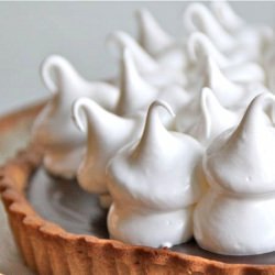 Pipied Swiss Meringue