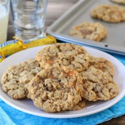 Crispy Butterfinger Cookies