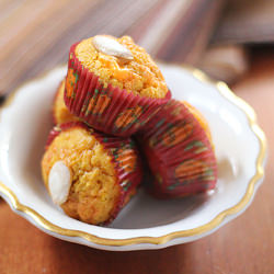 Pumpkin Cheddar Muffins