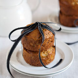 Apple Nut Muffin Cake