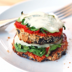 Cheesy Baked Eggplant Pizzas