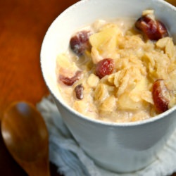 Oatmeal w/ Apples & Cranberries