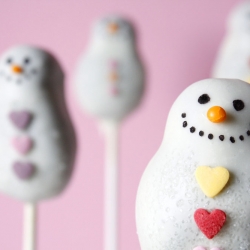 Christmas Snowman Cake Pops