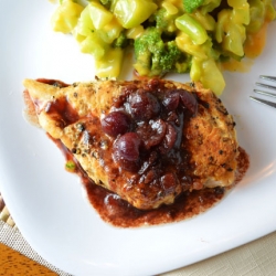 Chicken w/ Cranberry Balsamic Sauce