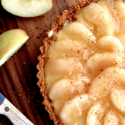 Spiced Apple Cheesecake Tart