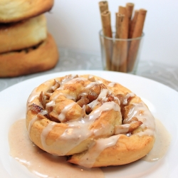 Cinnamon Apple Buns