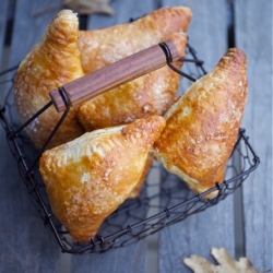 Banana Turnovers w/ Pastry Cream