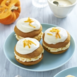 Munchkin Pumpkin Whoopie Pies