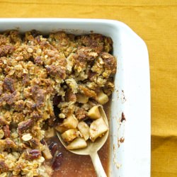 Apple and Cranberry Crisp