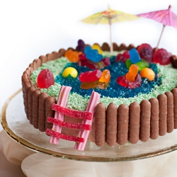 Swimming Pool Cake