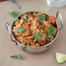 TOMATO PULAO/PILAF WITH MASALA TOFU