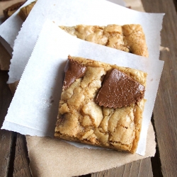 Peanut Butter Cup Blondies