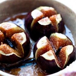 Roasted Figs with Vanilla