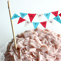 Strawberry Chocolate Ruffle Cake