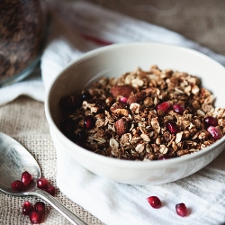 Homemade Cinnamon Granola