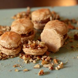 Pecan Pie Macarons