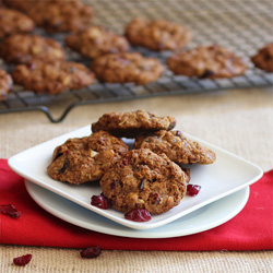 Chewy Cranberry Oatmeal Cookies