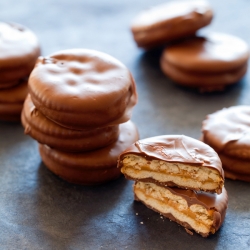 Chocolate Covered Ritz Sandwiches