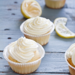 Coconut and Lemon Cupcakes