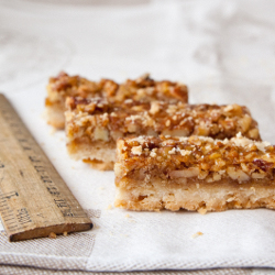 Pecan Pie Bars