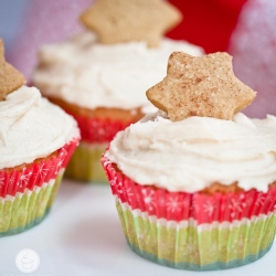 Gingerbread Cookie Dough Cupcakes