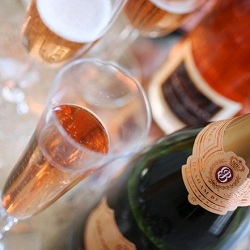 Champagne Style Rosé