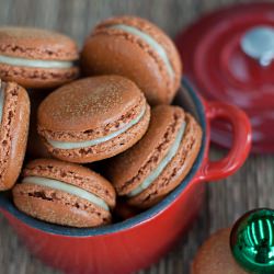 Gingerbread Macarons