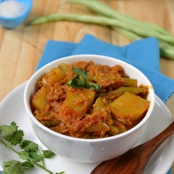 Green Beans and Potato Masala