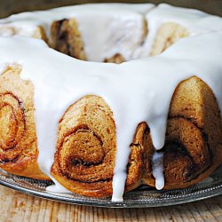 Cinnamon Bun Cake