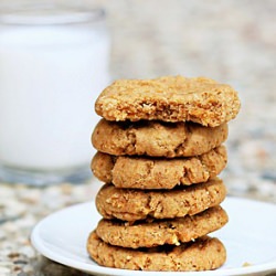 Chewy Vegan PB Cookies