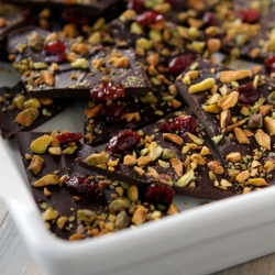 Chocolate Bark w/ Pistachios