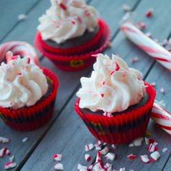 Peppermint Hot Cocoa Cupcakes