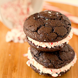 Peppermint Whoopie Pies