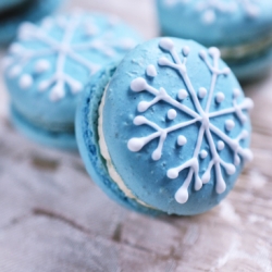 Snowflake Macarons