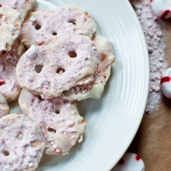 White Chocolate Pretzel Crisps