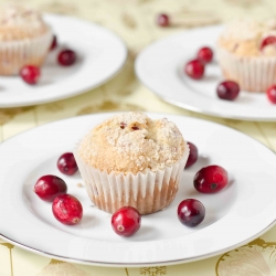 Cranberry Eggnog Muffins