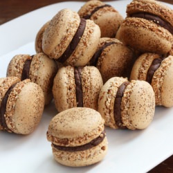 Cappuccino Macarons