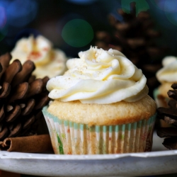 Eggnog Cupcake