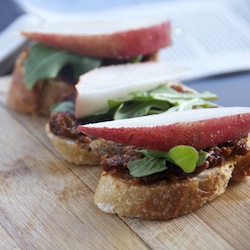 Bacon Jam Crostini