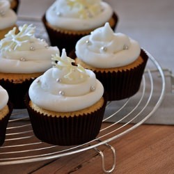 Spiced Vanilla Cupcakes