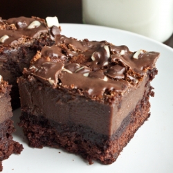 Minty Chocolate Mousse Brownies